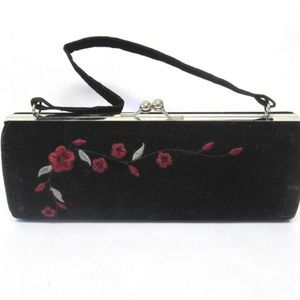 Vintage Barrel purse embroidered black velveteen